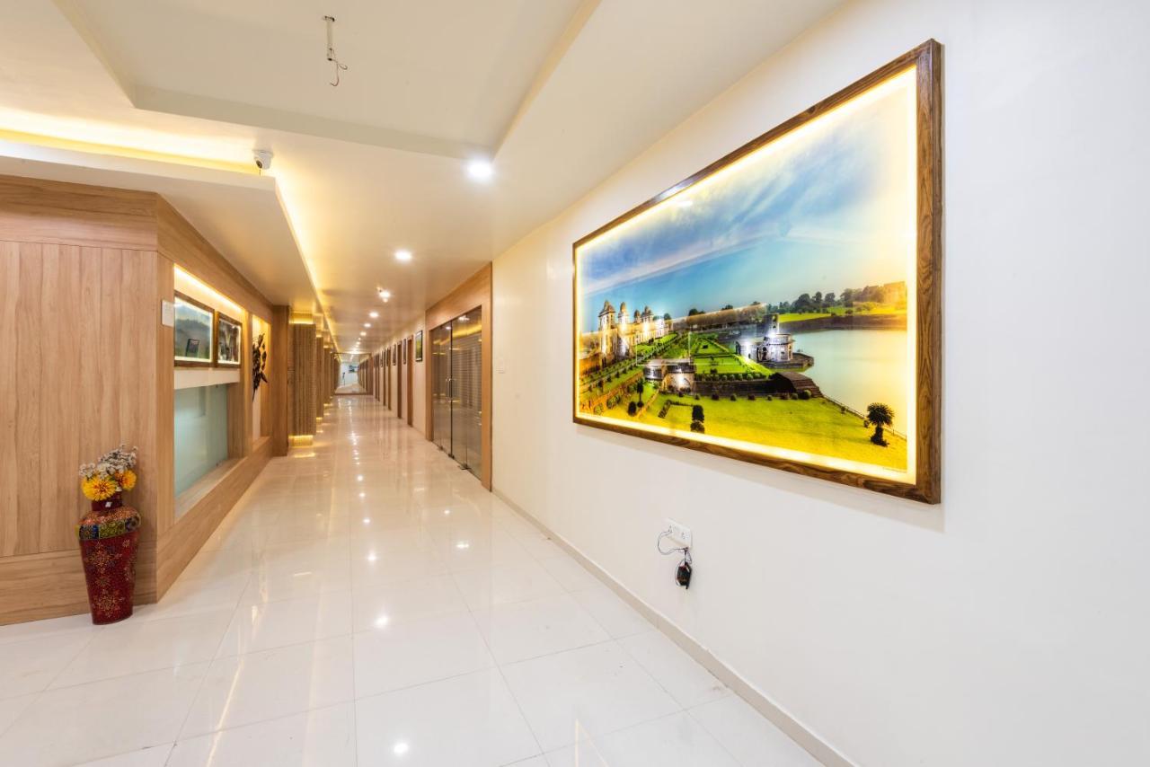 Hotel Drishti,Bhopal Extérieur photo