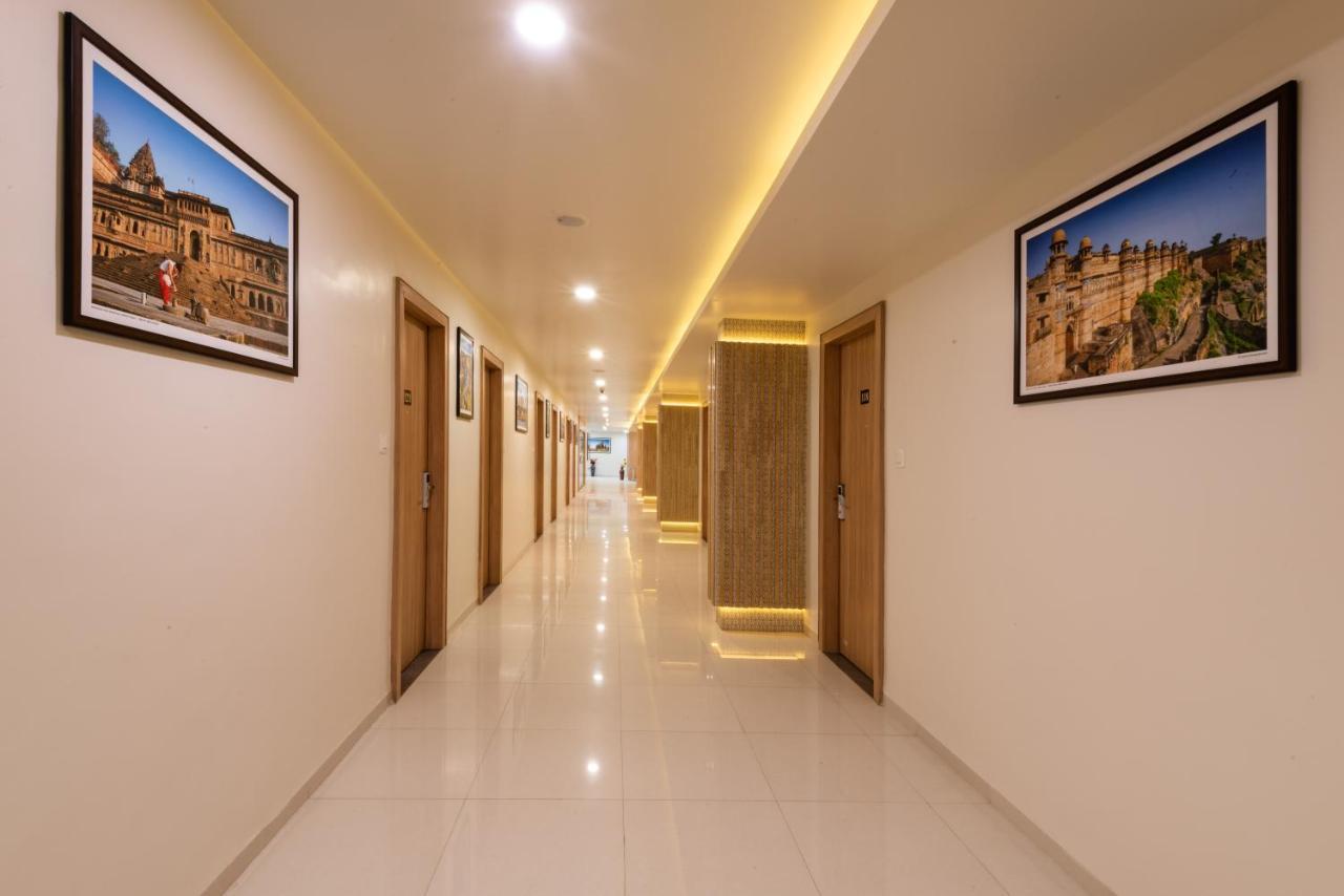 Hotel Drishti,Bhopal Extérieur photo