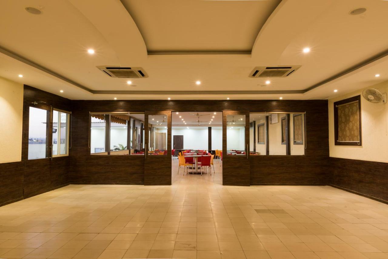 Hotel Drishti,Bhopal Extérieur photo