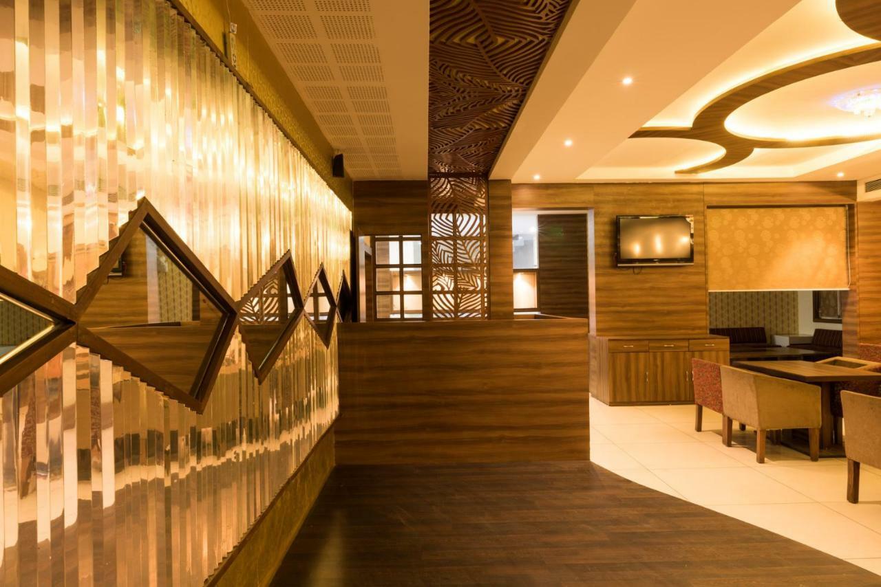 Hotel Drishti,Bhopal Extérieur photo